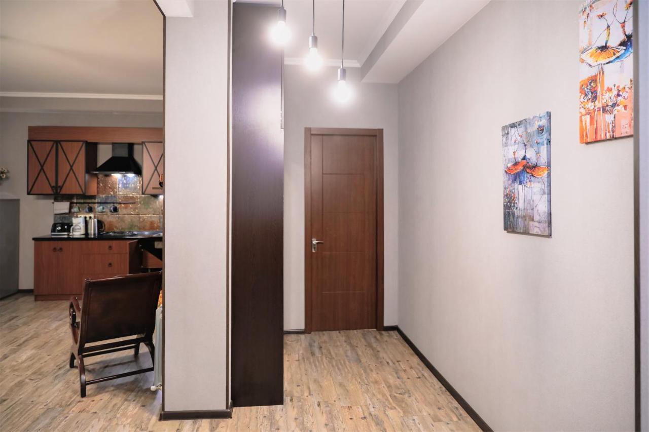 Avlabari Apartment - New One Tbilisi Exterior photo